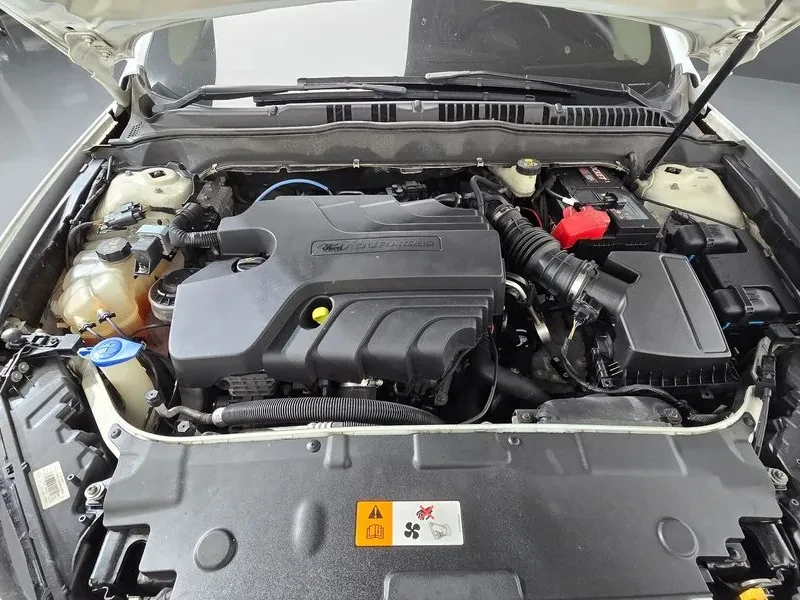 Ford Mondeo 2.0 Titanium, снимка 11 - Автомобили и джипове - 56286195