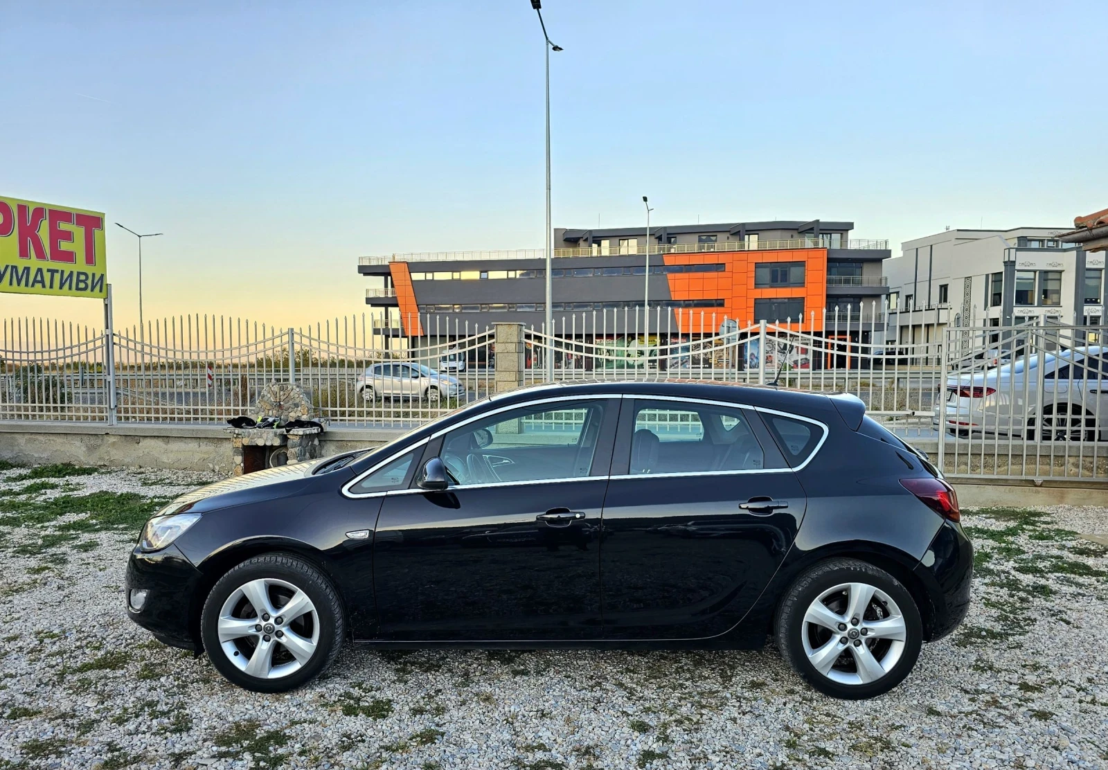 Opel Astra Капарирана/Продадена  - изображение 4