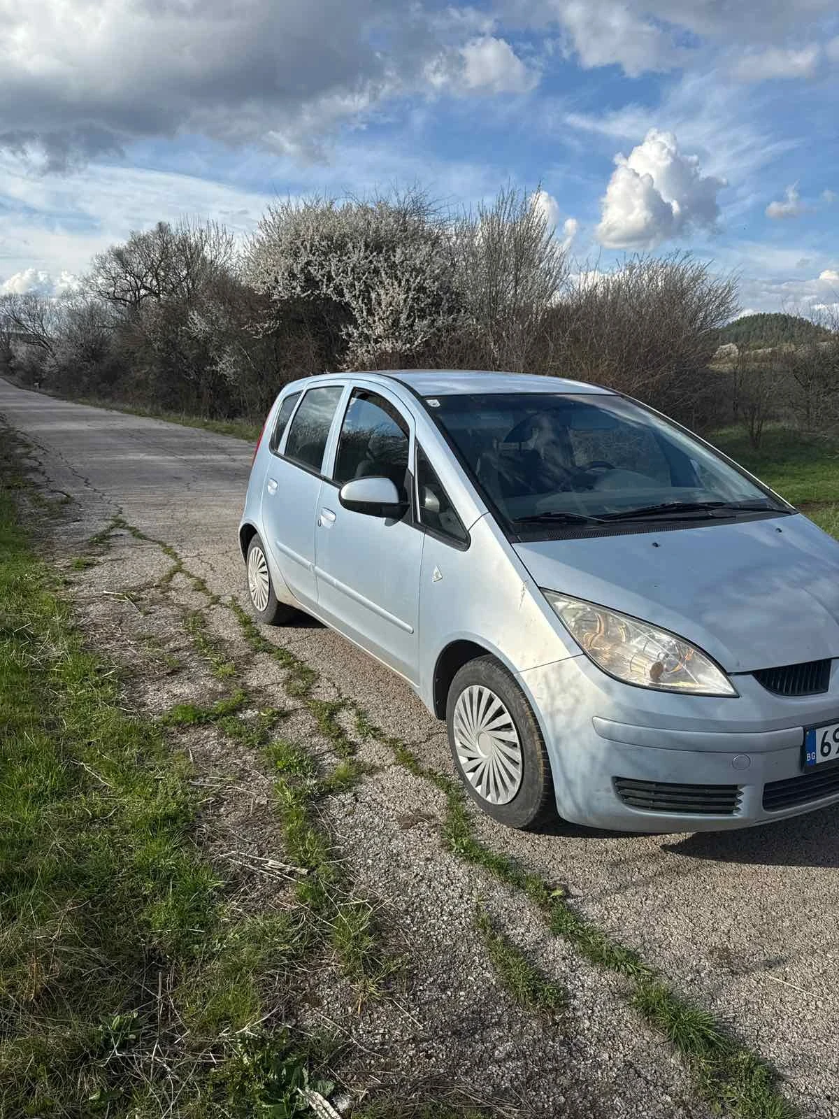 Mitsubishi Colt  - изображение 3
