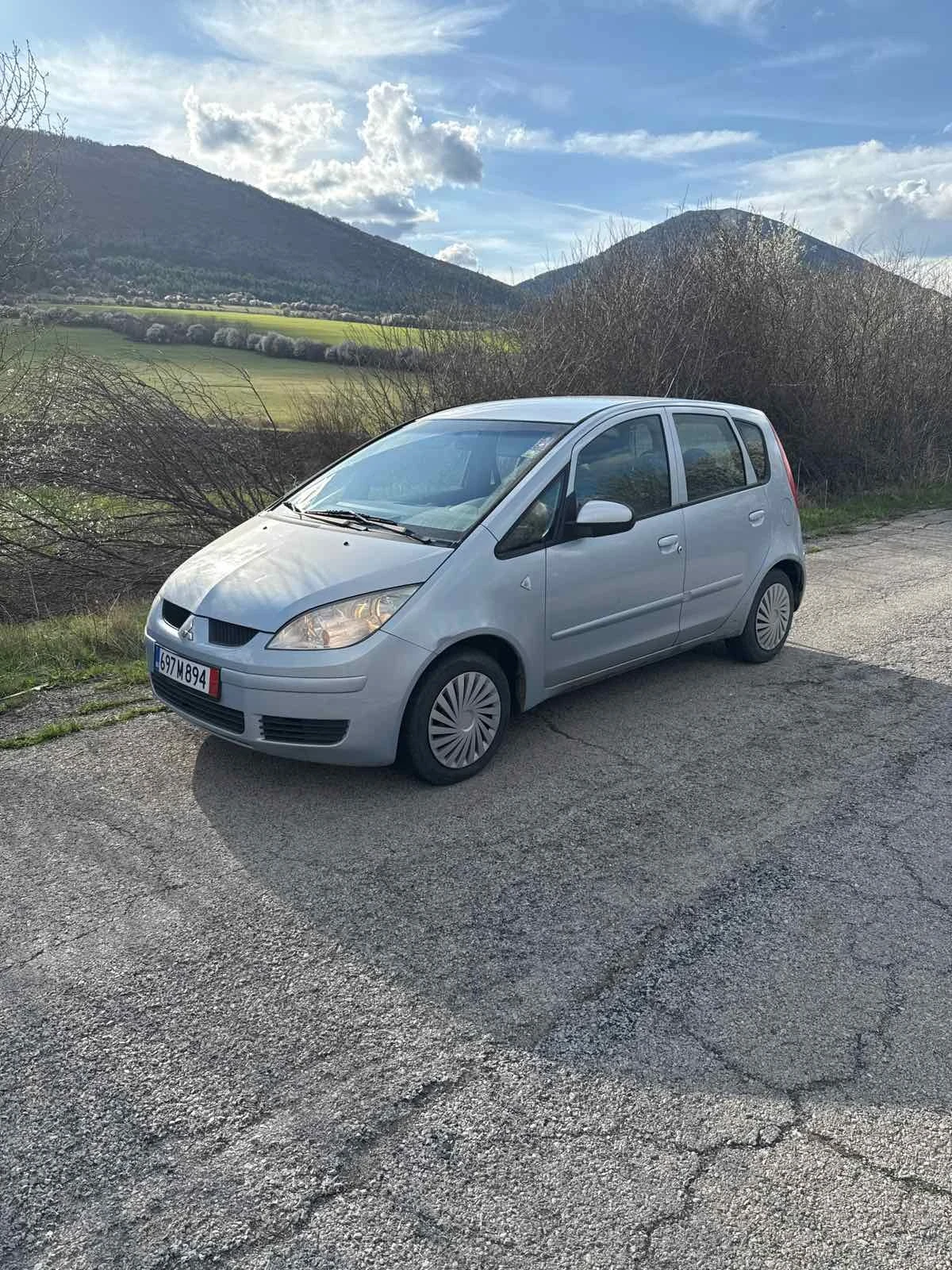 Mitsubishi Colt  - изображение 2