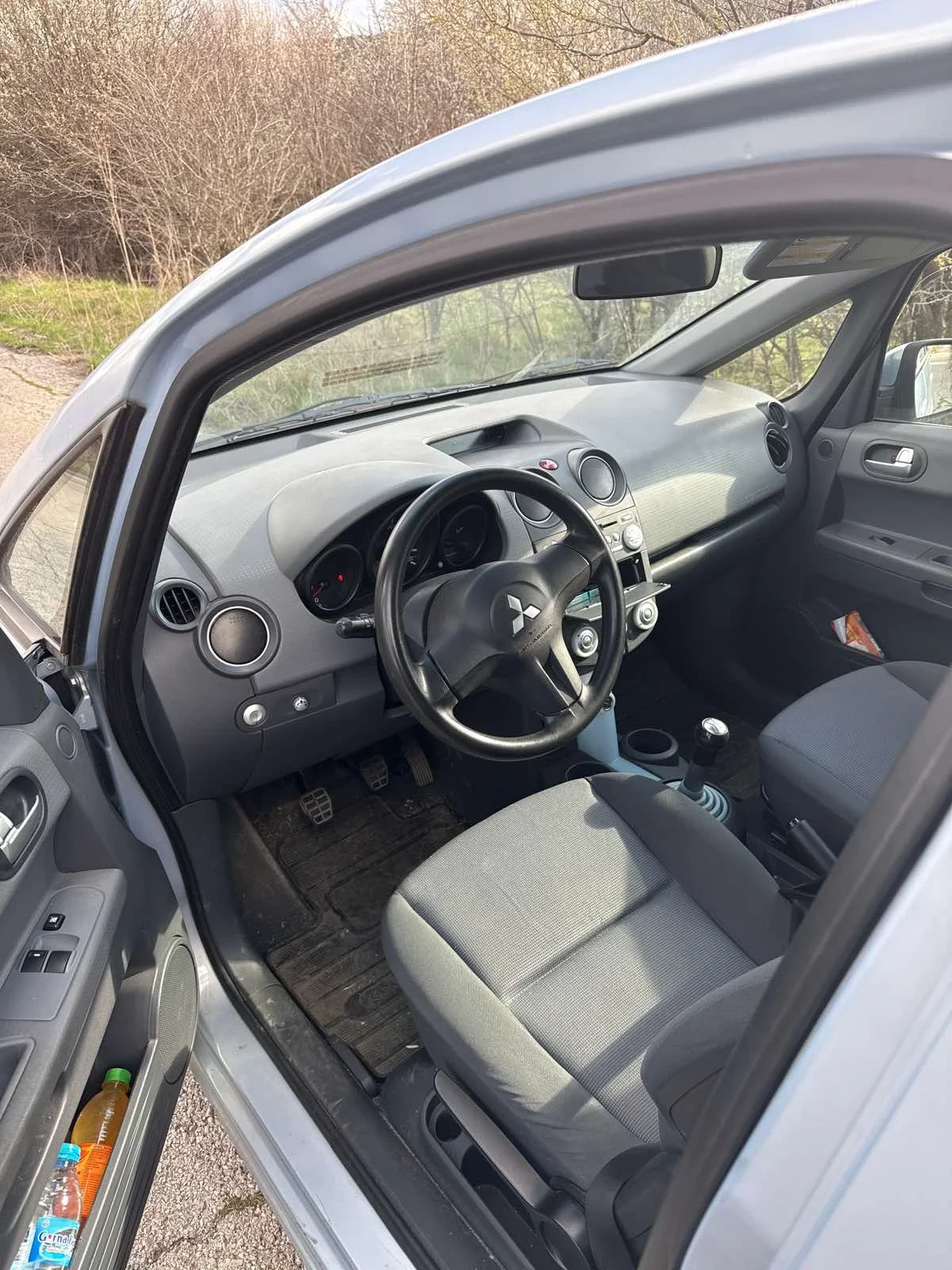 Mitsubishi Colt  - изображение 5