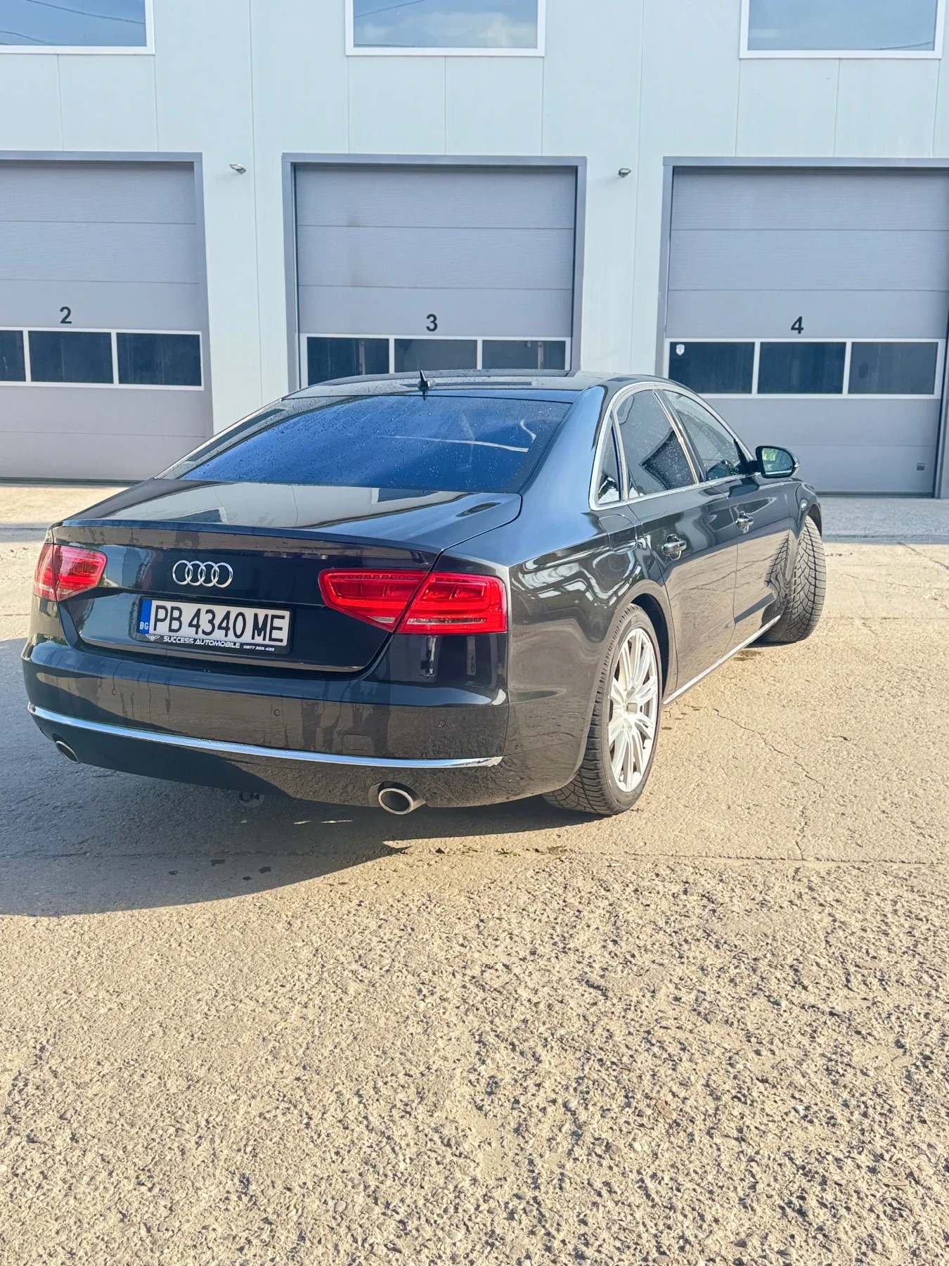 Audi A8  - изображение 6