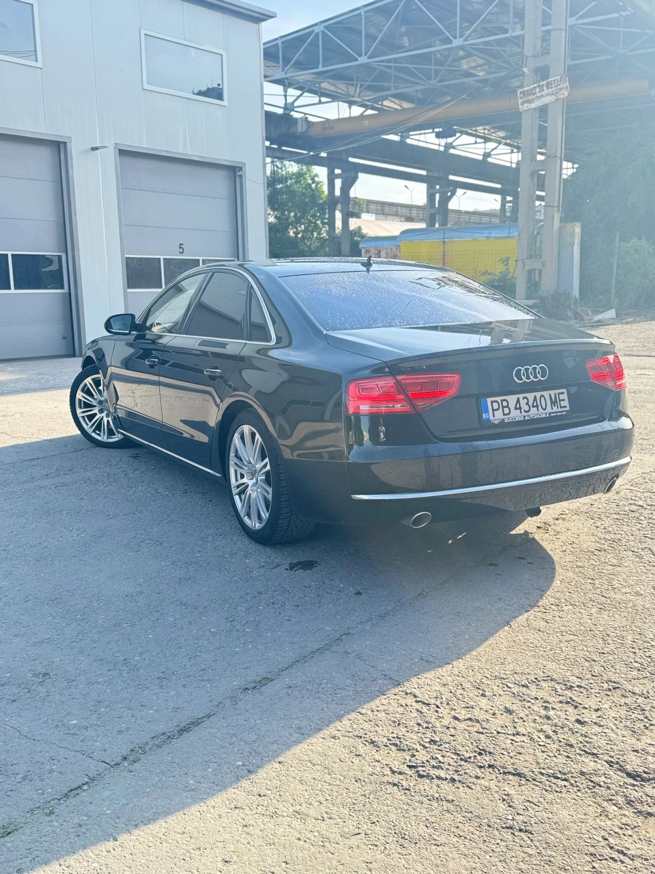 Audi A8  - изображение 3