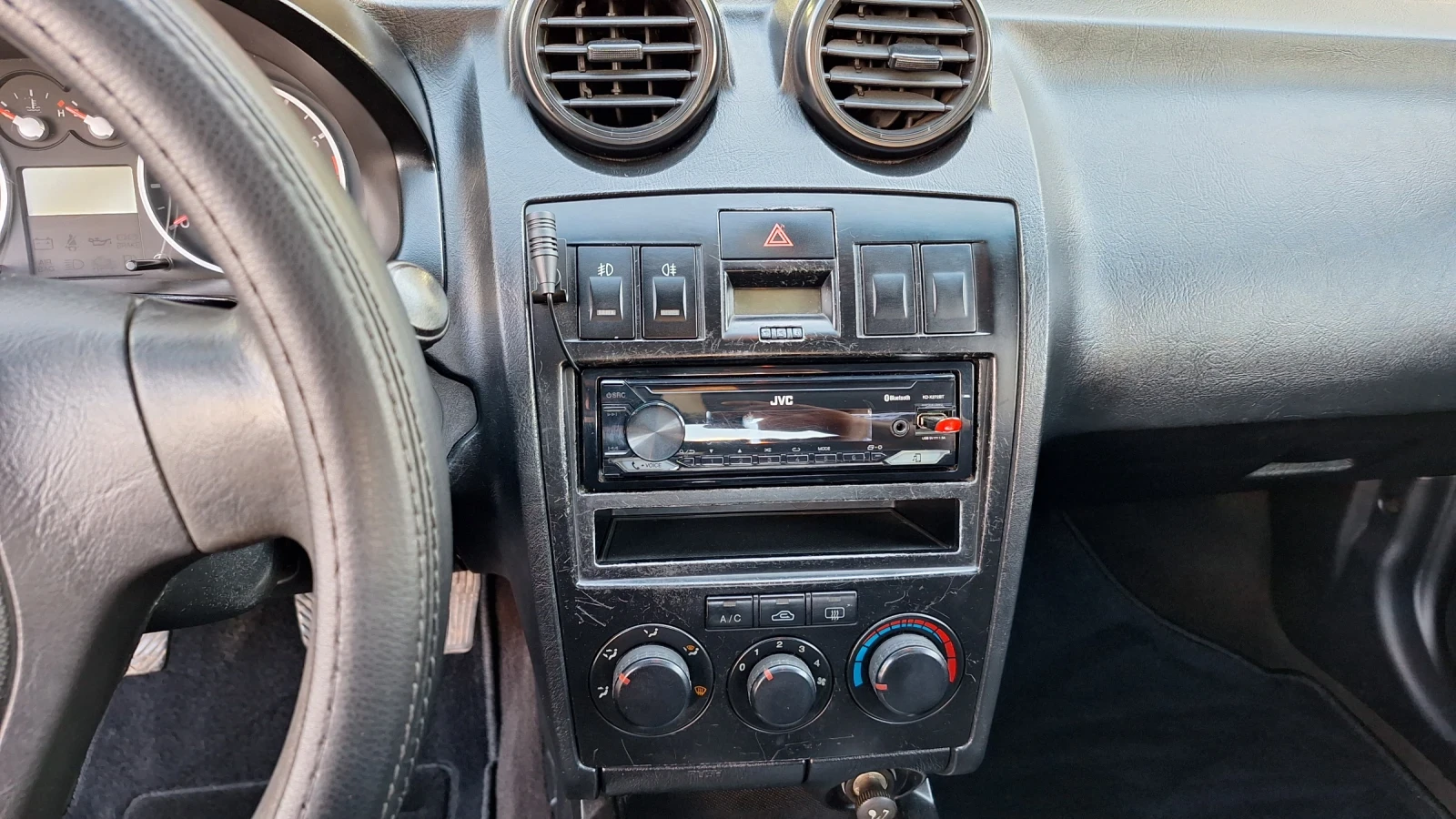 Hyundai Coupe  - изображение 9