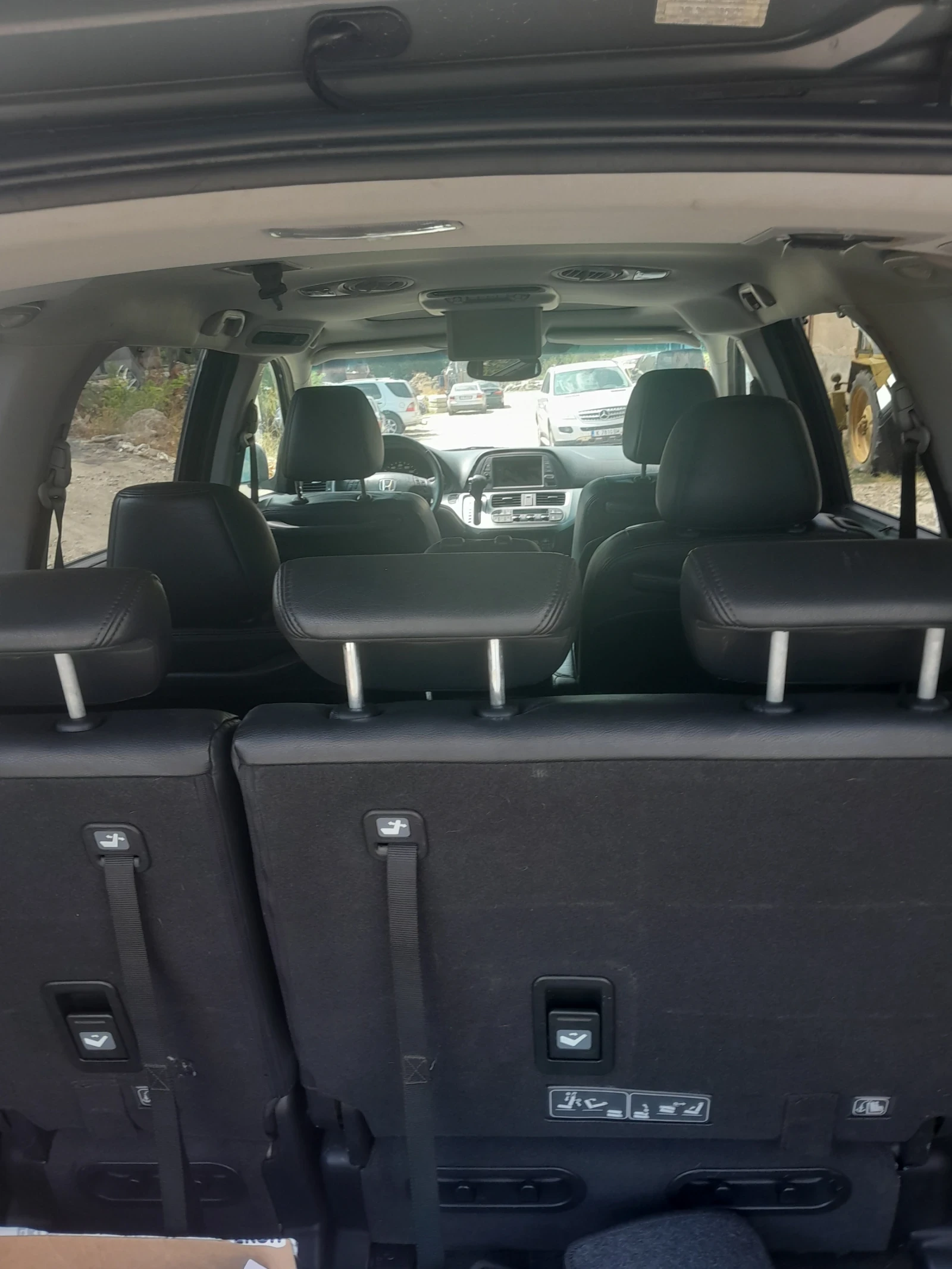 Honda Odyssey Touring - изображение 6