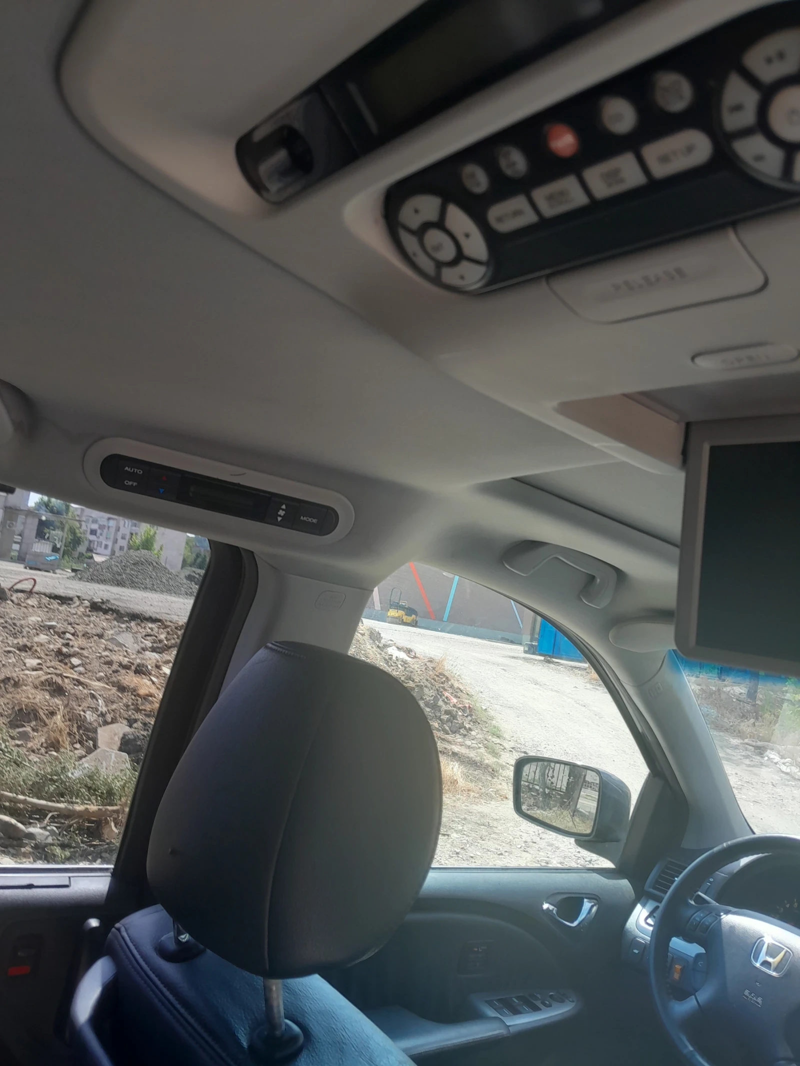 Honda Odyssey Touring - изображение 9