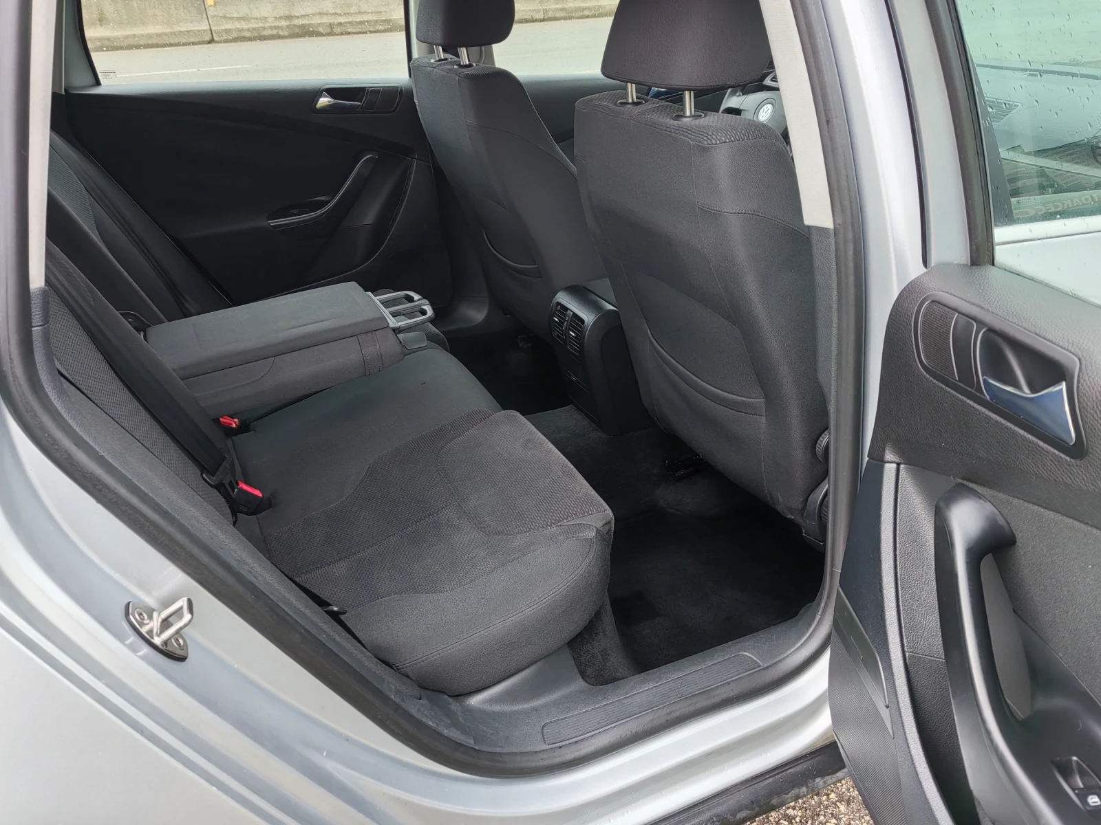 VW Passat 1.9tdi 105ps Navi | Mobile.bg � ����������� 10