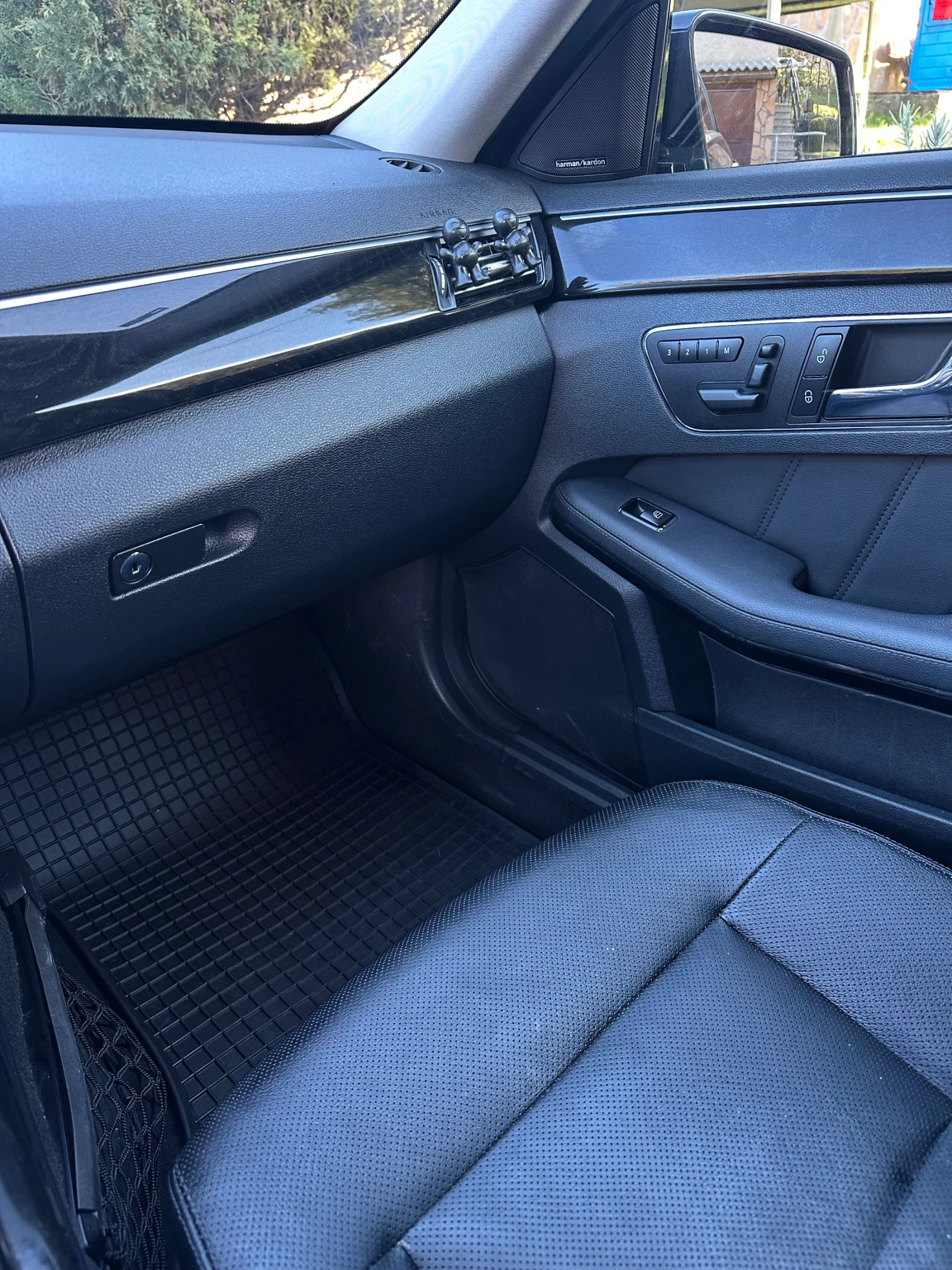 Mercedes-Benz E 350, снимка 10 - Автомобили и джипове - 53968825