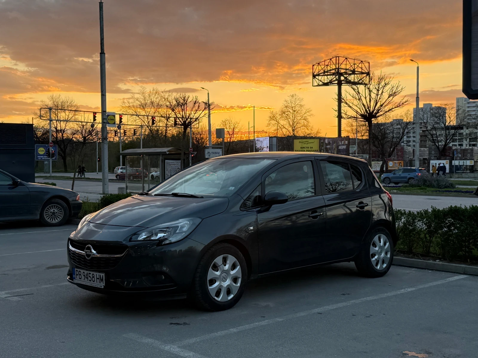 Opel Corsa 1.4, снимка 10 - Автомобили и джипове - 54116112