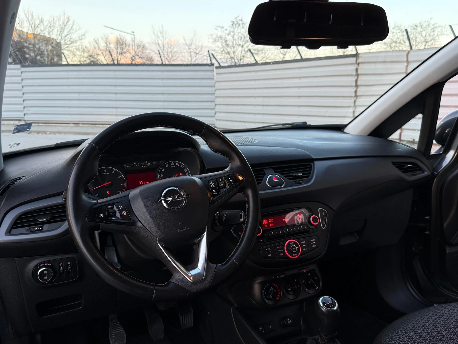Opel Corsa 1.4, снимка 5 - Автомобили и джипове - 54116112