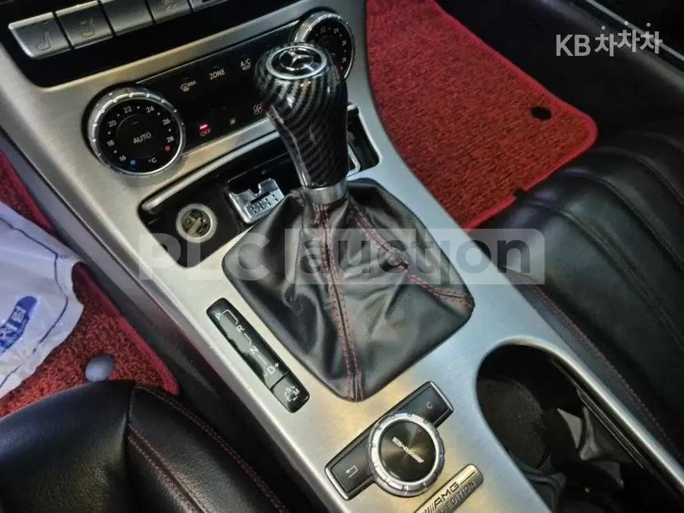 Mercedes-Benz SLK AMG-PACK* ПОДГРЕВИ, снимка 2 - Автомобили и джипове - 54182421