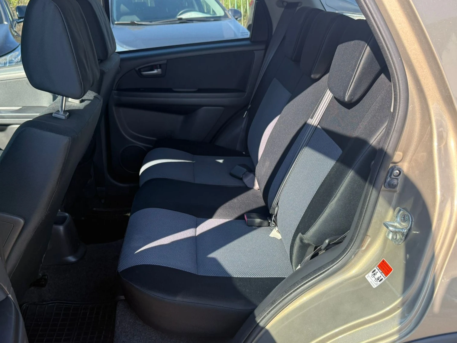 Fiat Sedici 4х4* 158h.km* 1.9M-jet* , снимка 13 - Автомобили и джипове - 54248179