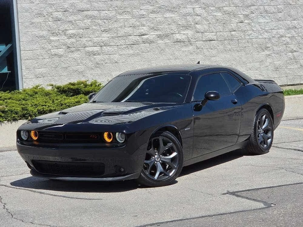 Dodge Challenger * R/T * HEMI POWERED 5.7L V8