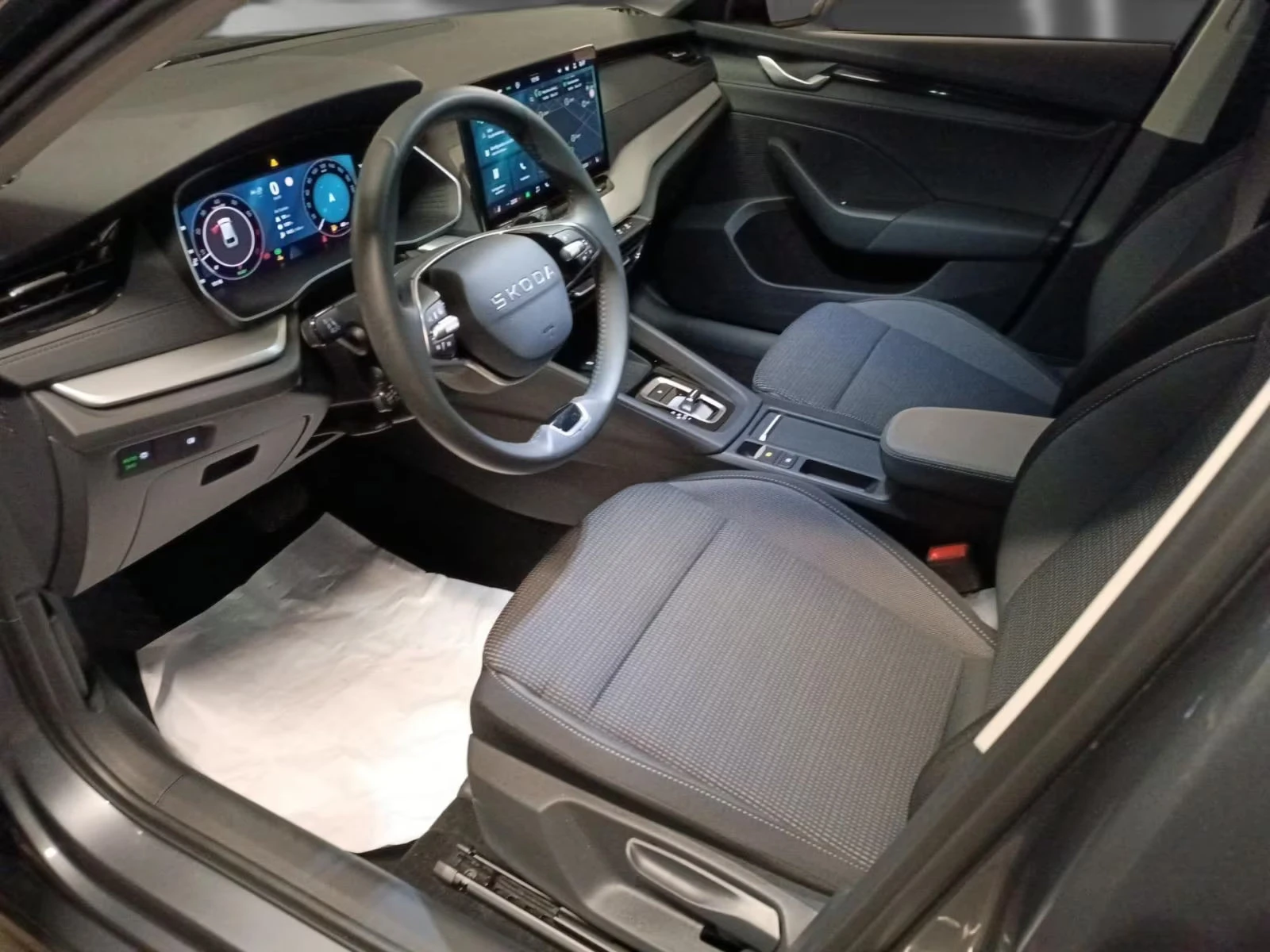 Skoda Octavia 1.5TSI/150HP/SELECT/DSG/ACC/CPLAY/CAM/NAVI/260q, снимка 7 - Автомобили и джипове - 54428849