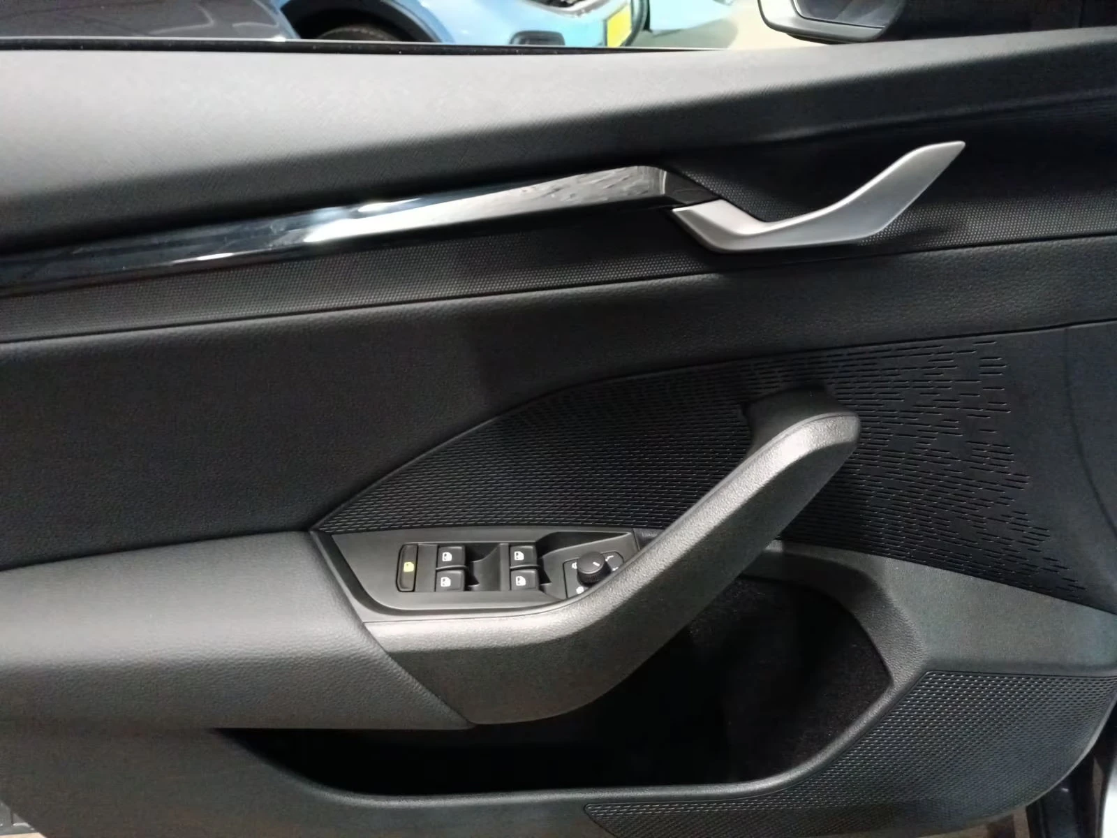 Skoda Octavia 1.5TSI/150HP/SELECT/DSG/ACC/CPLAY/CAM/NAVI/260q, снимка 14 - Автомобили и джипове - 54428849