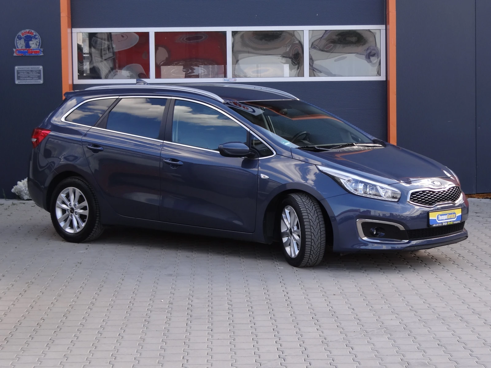 Kia Ceed 1.4i - 100k.c. /Navi/Koja/Camera/Led/Euro-6/, снимка 6 - Автомобили и джипове - 54443224
