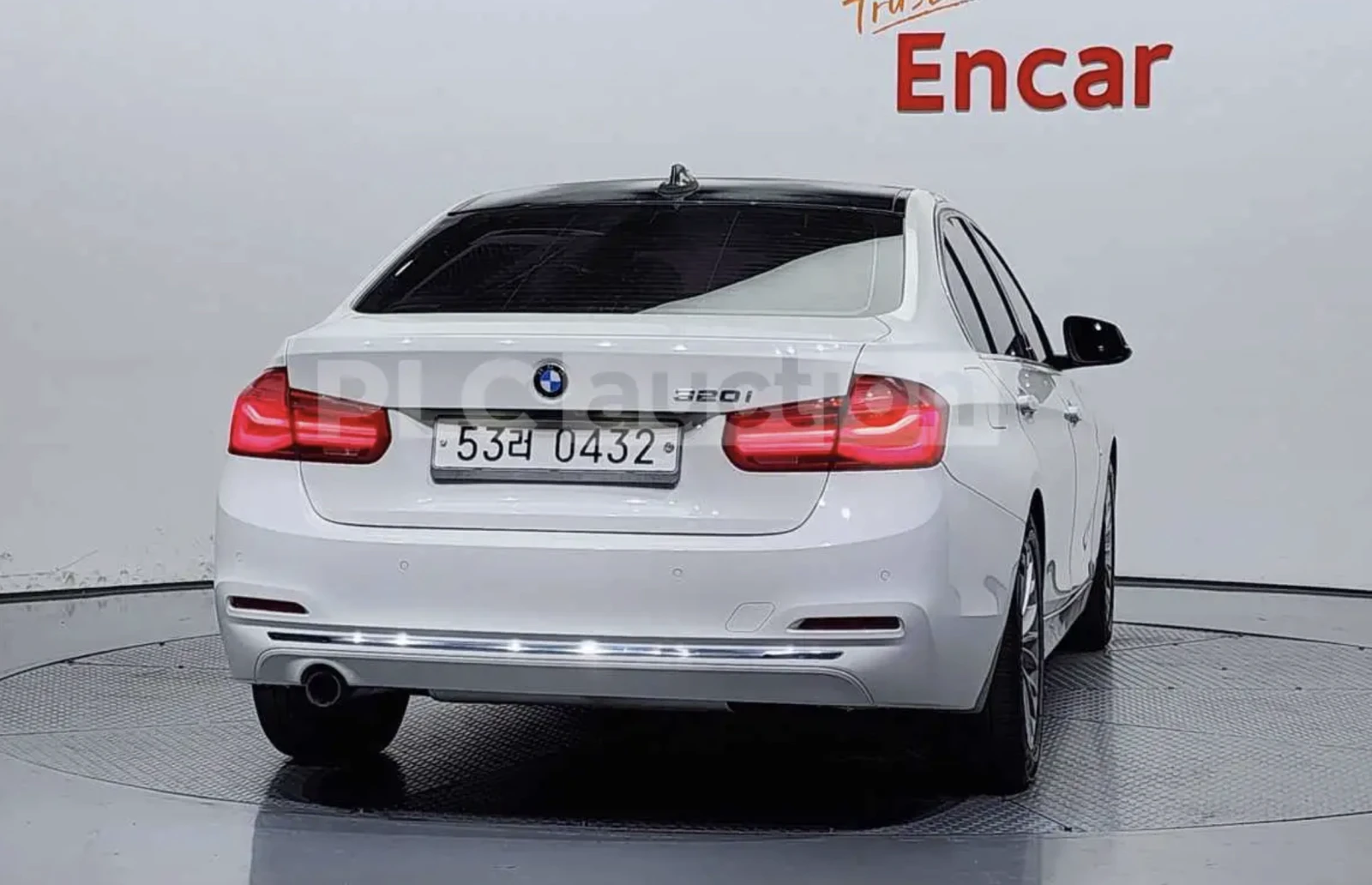 BMW 320 RWD B48, снимка 4 - Автомобили и джипове - 54525468