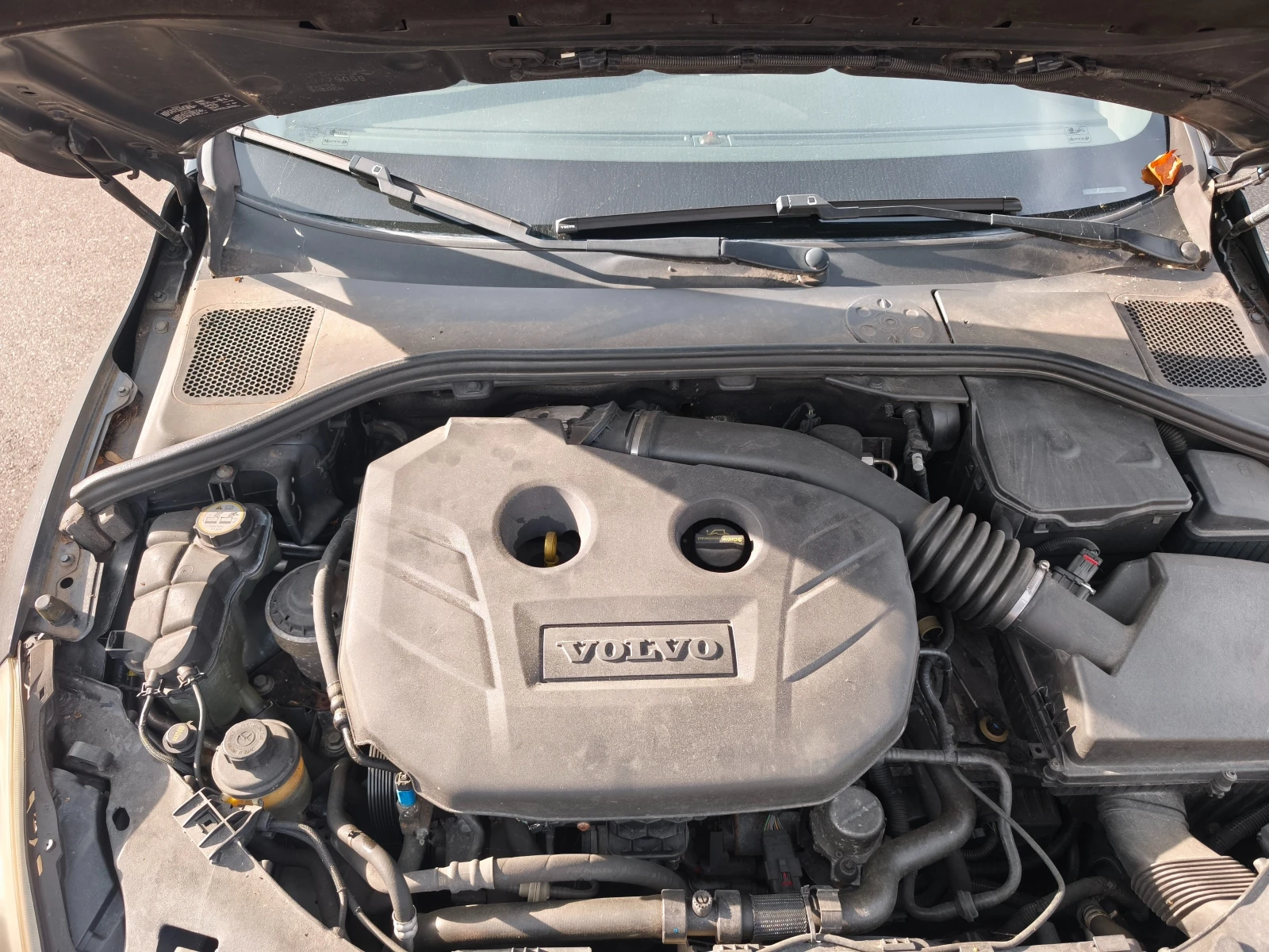 Volvo S60 2.0T, снимка 12 - Автомобили и джипове - 54644633