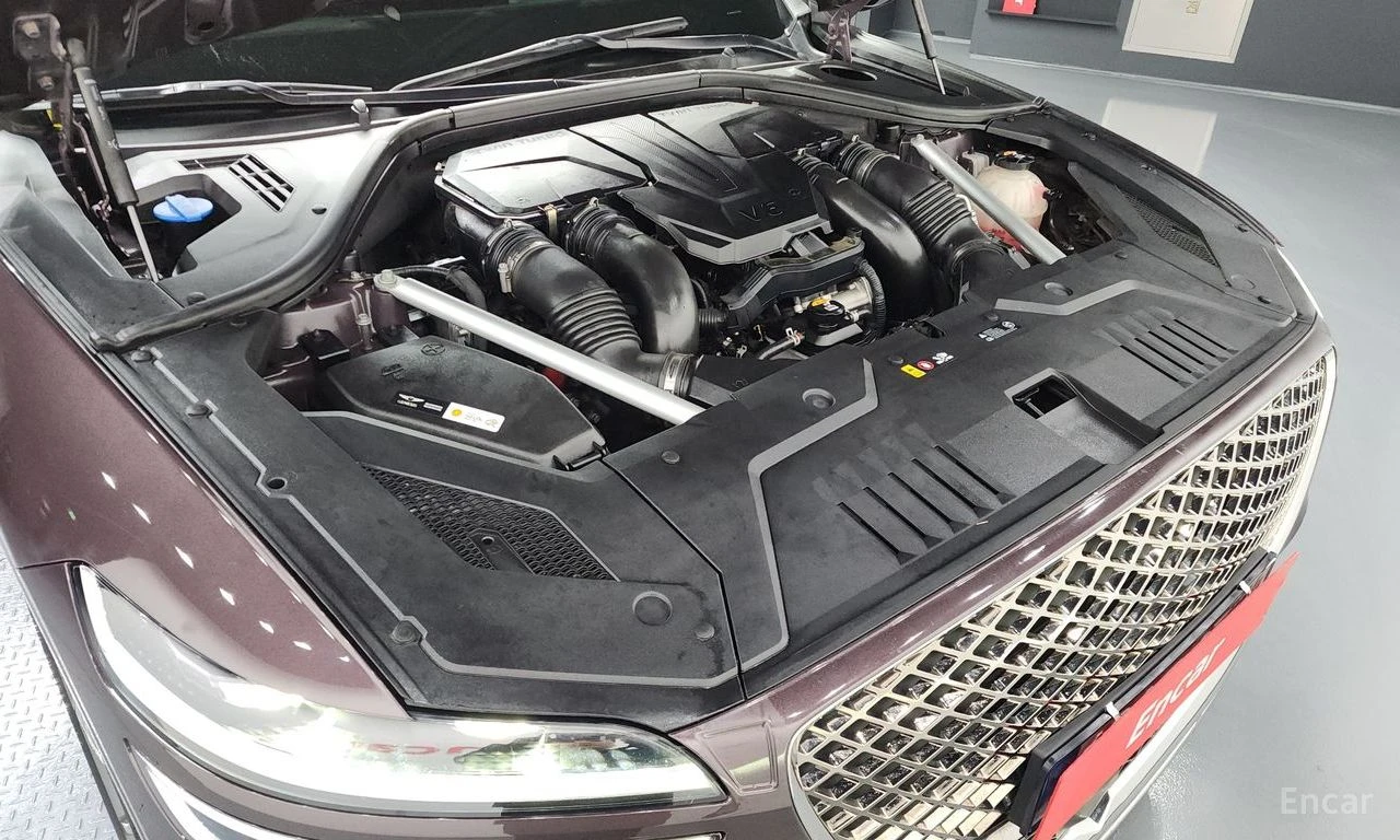 Genesis GV70 3.5* HEAD-UP* DISTRONIC* МАСАЖ* ОБДУХВАНЕ* 360 CAM, снимка 6 - Автомобили и джипове - 54812181