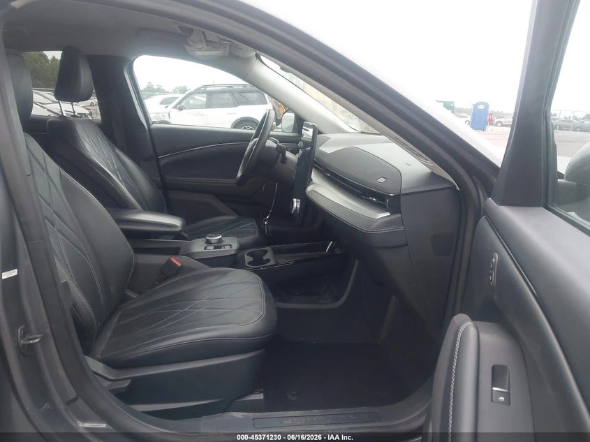 Ford Mustang Mach-E Select, снимка 5 - Автомобили и джипове - 55126883