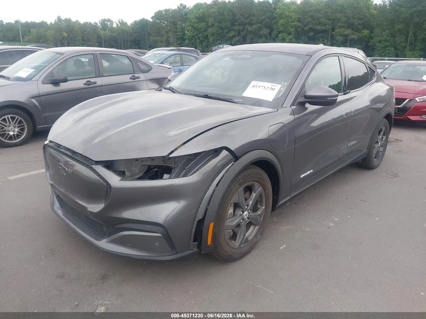 Ford Mustang Mach-E Select, снимка 2 - Автомобили и джипове - 55126883
