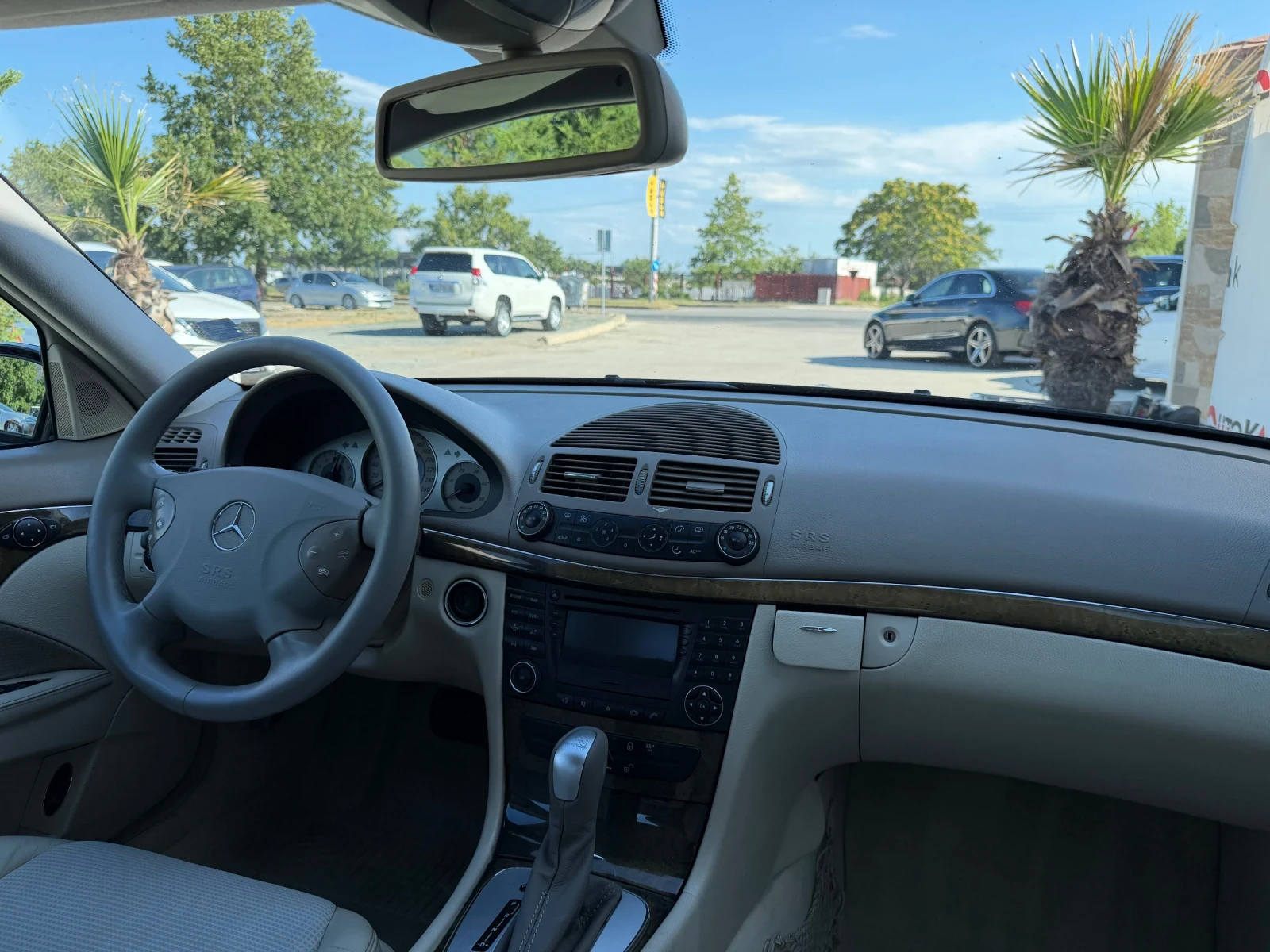 Mercedes-Benz E 220 2.2CDI-150КС= 646= АВТОМАТ= КЛИМАТРОНИК= AVANTGARD, снимка 13 - Автомобили и джипове - 55377317