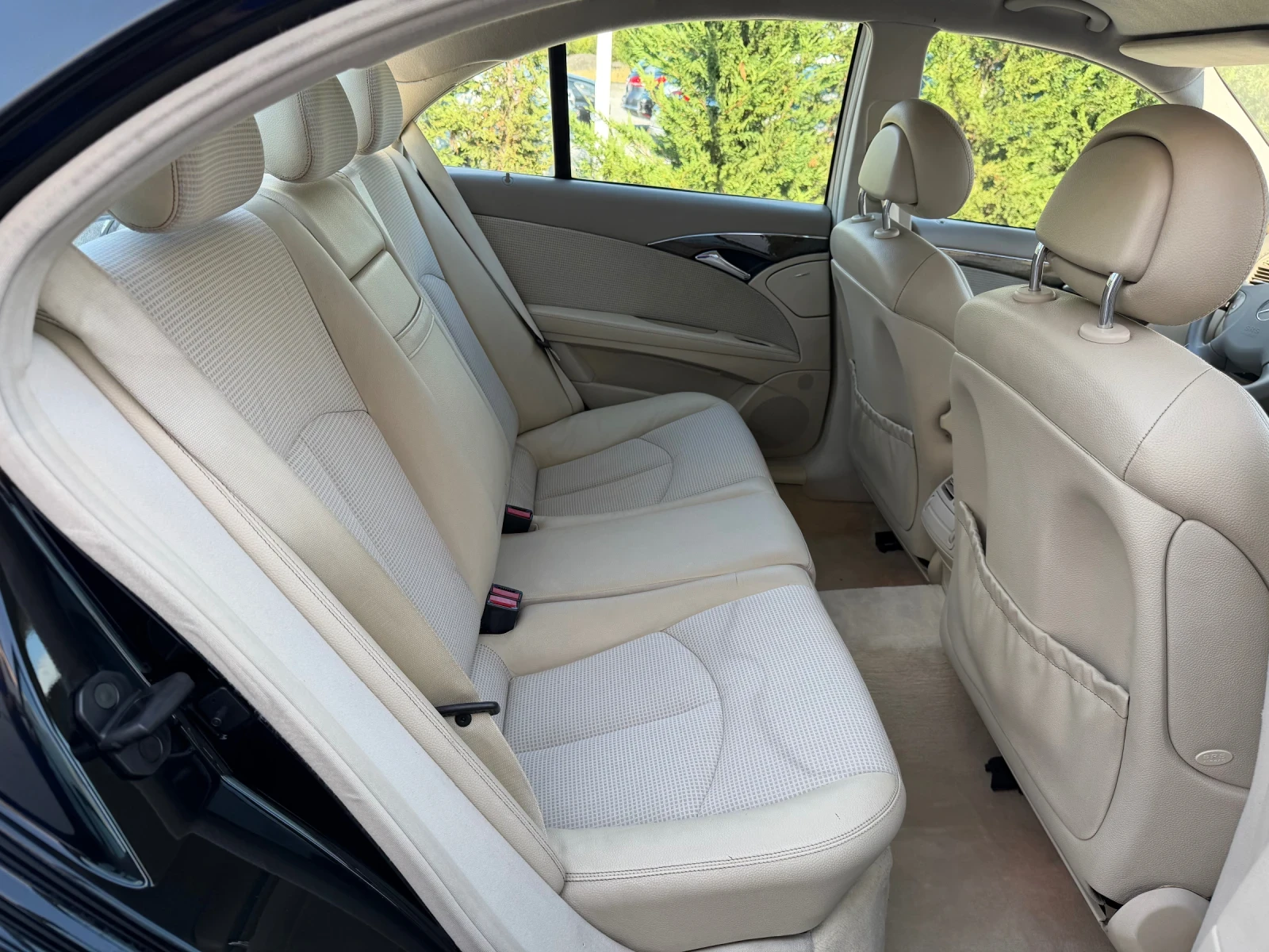 Mercedes-Benz E 220 2.2CDI-150КС= 646= АВТОМАТ= КЛИМАТРОНИК= AVANTGARD, снимка 14 - Автомобили и джипове - 55377317