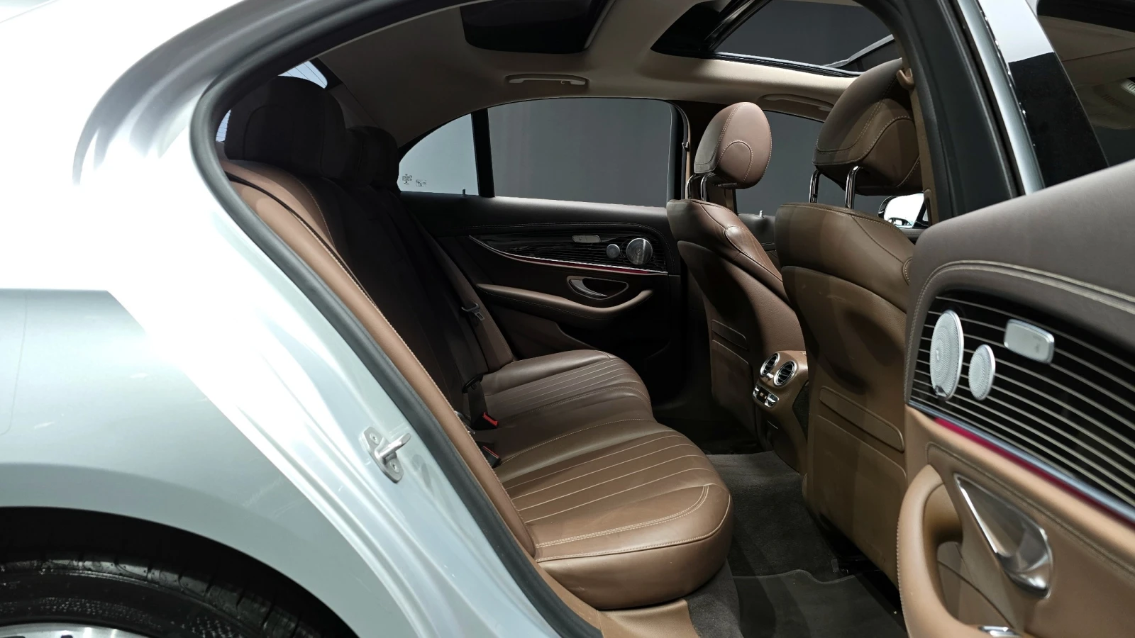 Mercedes-Benz E 400 4MATIC * DIS * ����� * BURM * 360 * HUD  | Mobile.bg � ����������� 13