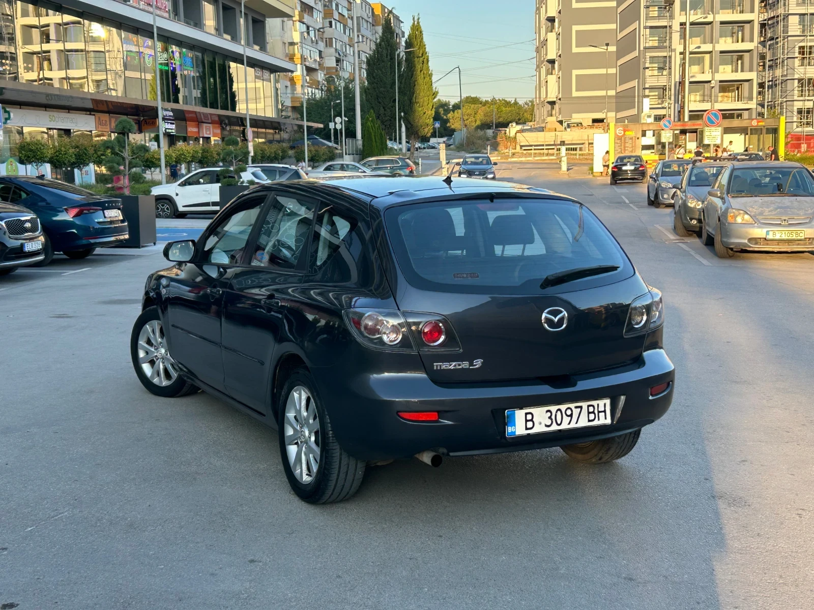 Mazda 3 1.6i, снимка 6 - Автомобили и джипове - 55707155