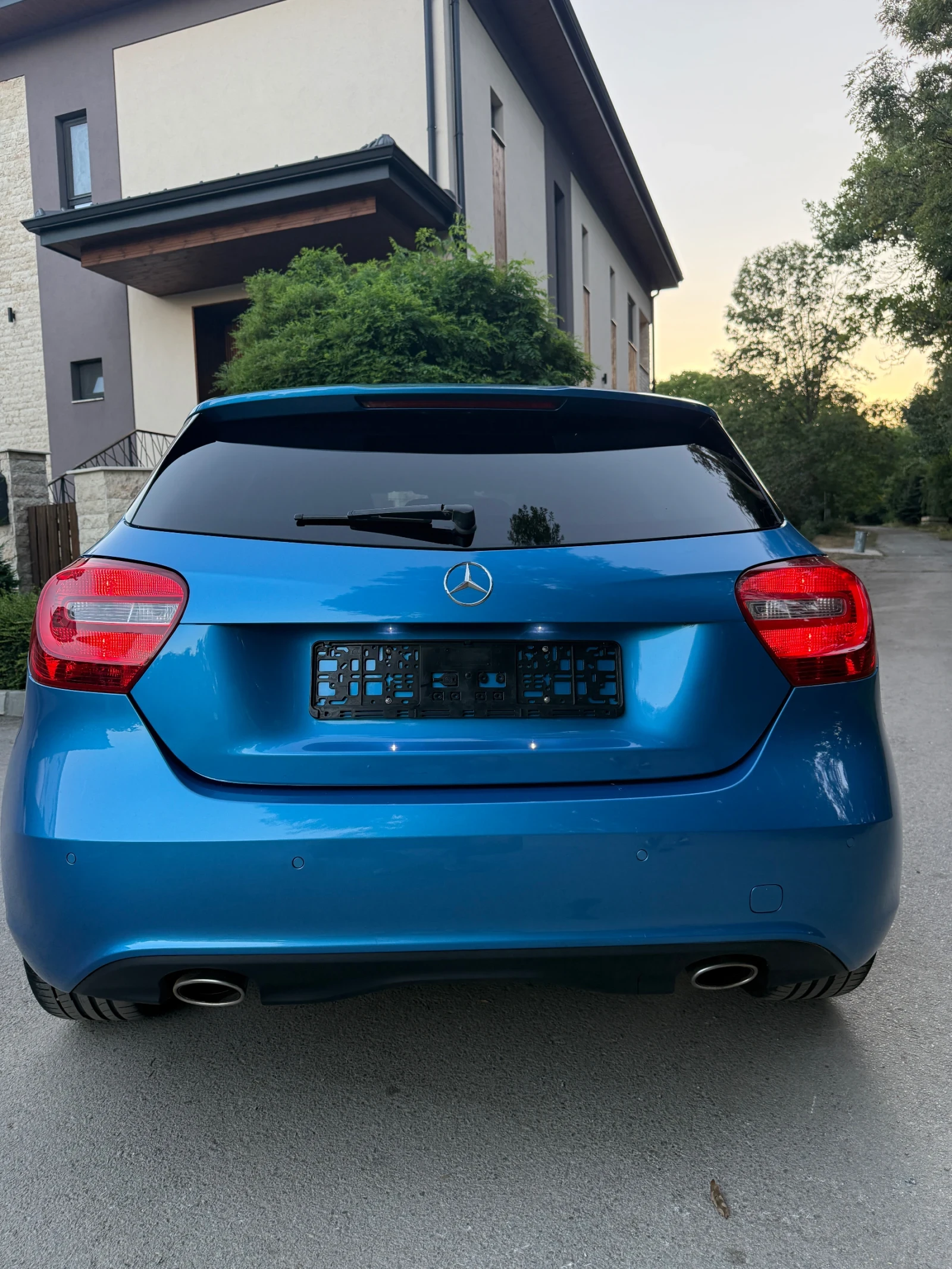 Mercedes-Benz A 180 Без Аналог на пазара!!!Самопаркиране* , снимка 6 - Автомобили и джипове - 55743164