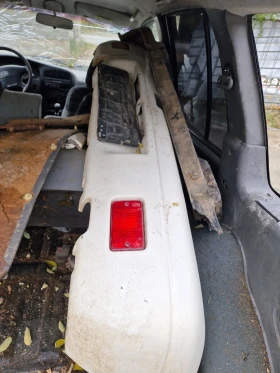 Kia Sportage 2.0 i, снимка 3