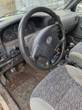 Kia Sportage 2.0 i, снимка 4