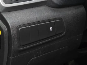 Hyundai Tucson 2.0 - САМО 30% АВАНС, снимка 16