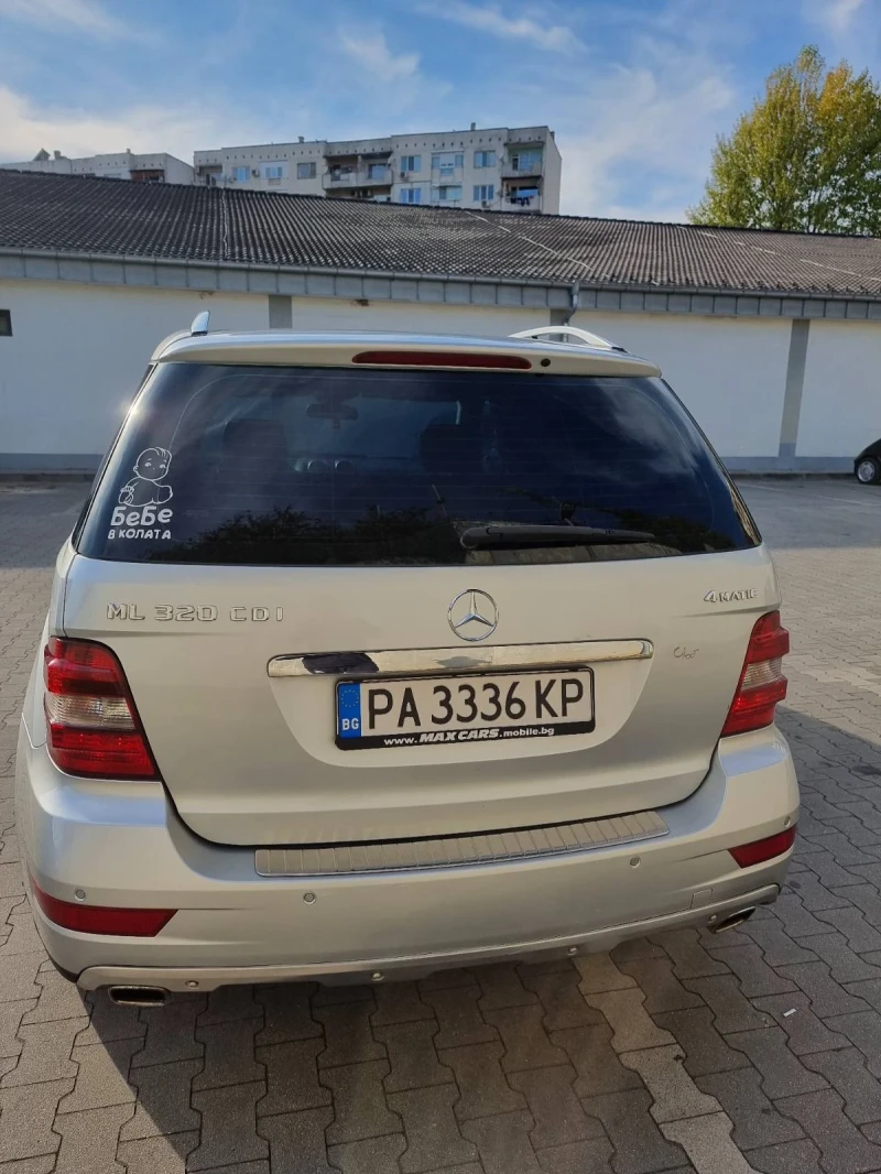 Mercedes-Benz ML 320, снимка 5 - Автомобили и джипове - 49499410