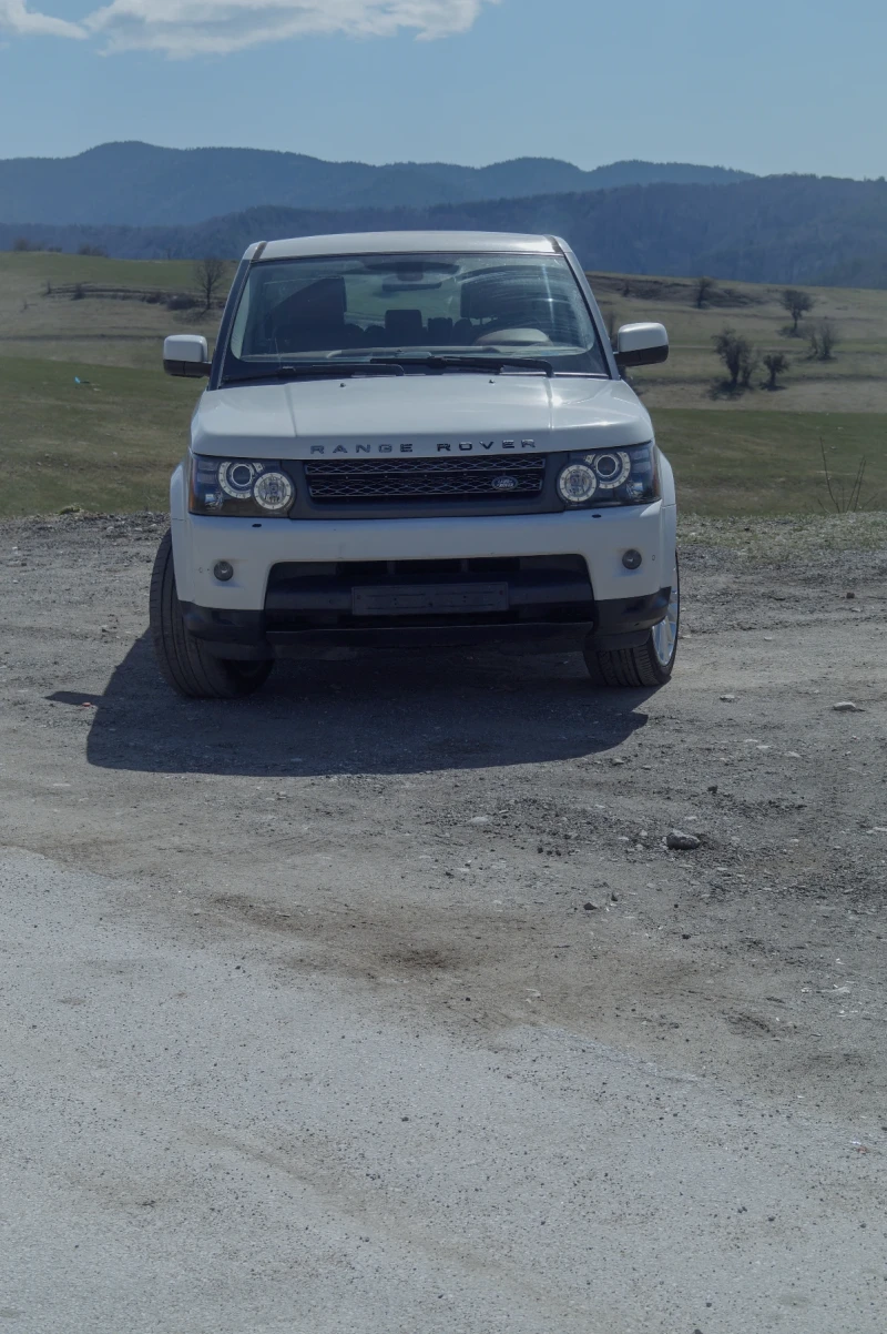 Land Rover Range Rover Sport TDIV6, снимка 2 - Автомобили и джипове - 49595328