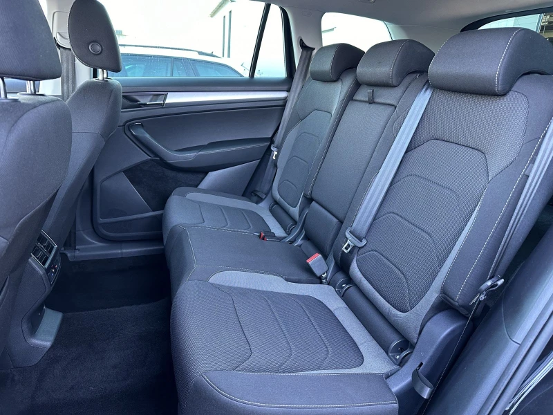 Skoda Kodiaq 2.0-TDI/150HP/AMBITION/DSG/NAV/LED/CAM/ACC/112v, снимка 6 - Автомобили и джипове - 49661201