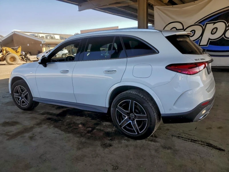 Mercedes-Benz GLC 350 4MATIC* Подгреви* Амбиент* Lane assist* 360, снимка 2 - Автомобили и джипове - 53359241