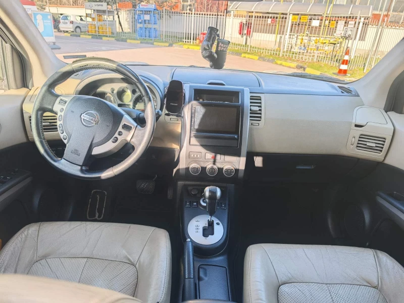 Nissan X-trail, снимка 10 - Автомобили и джипове - 53537763