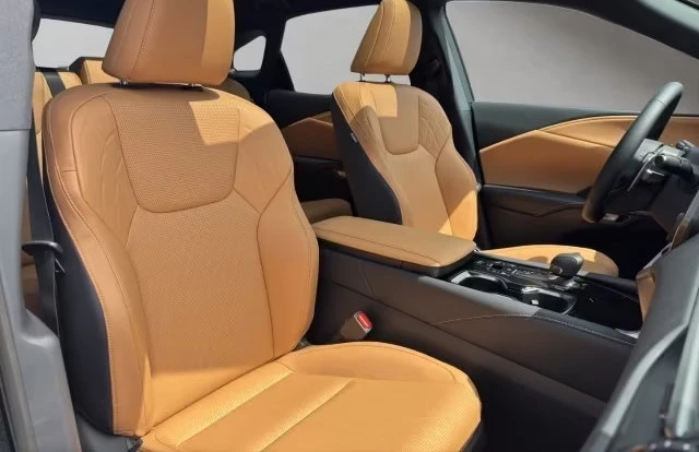 Lexus RX 450h plus 2.5PHEV/309HP/F-SPORT/PANO/HUD/360/LED/DIGI/647g, снимка 15 - Автомобили и джипове - 52653939