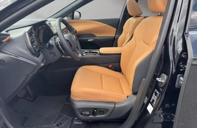 Lexus RX 450h plus 2.5PHEV/309HP/F-SPORT/PANO/HUD/360/LED/DIGI/647g - изображение 10