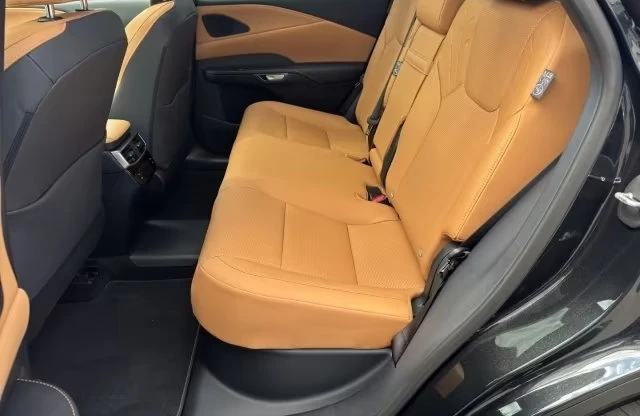 Lexus RX 450h plus 2.5PHEV/309HP/F-SPORT/PANO/HUD/360/LED/DIGI/647g, снимка 16 - Автомобили и джипове - 52653939