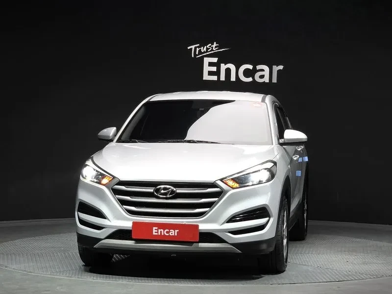 Hyundai Tucson 2.0 - САМО 30% АВАНС, снимка 3 - Автомобили и джипове - 56065845