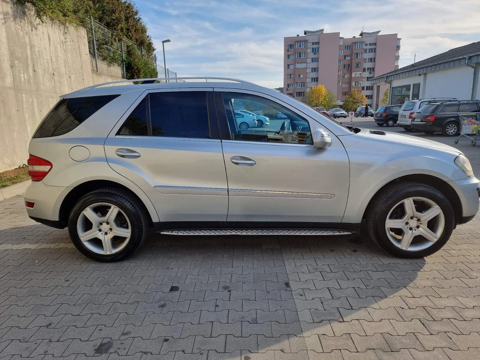 Mercedes-Benz ML 320  - изображение 4