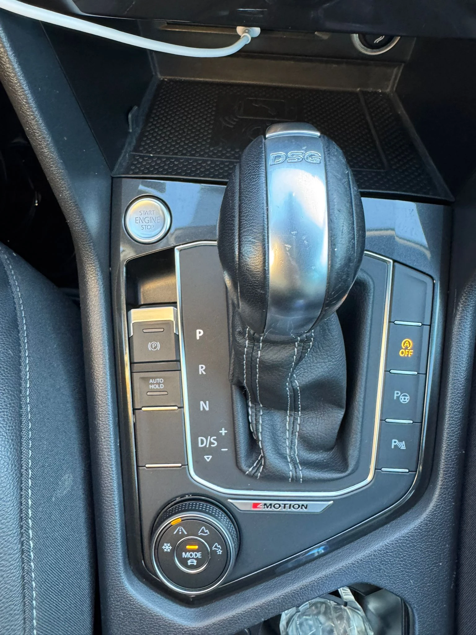 VW Tiguan 2.0TDI R-LINE - изображение 6