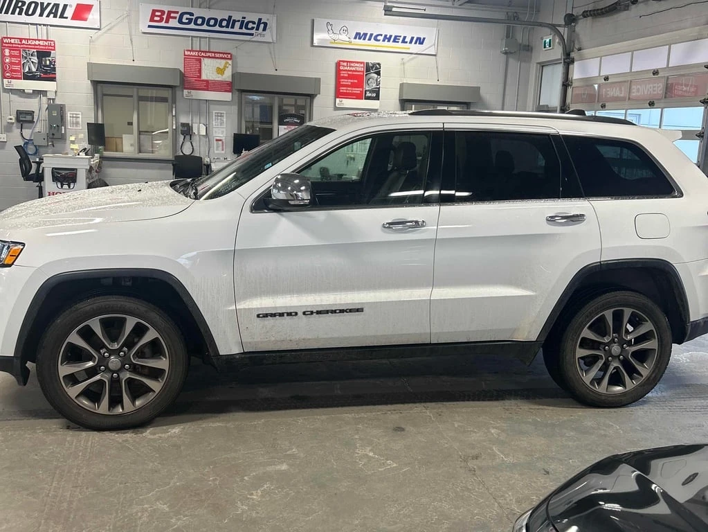Jeep Grand cherokee 2018 Limited * CARFAX * ��� ������������ ������ | Mobile.bg � ����������� 3