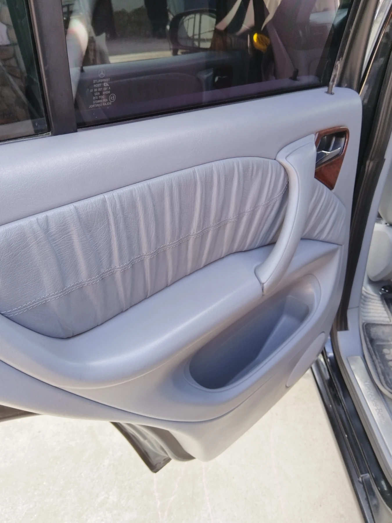 Mercedes-Benz ML 320 3.2-V6-gas - изображение 7