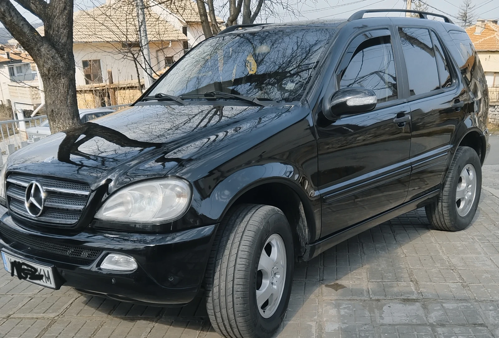 Mercedes-Benz ML 320 3.2-V6-gas - изображение 8