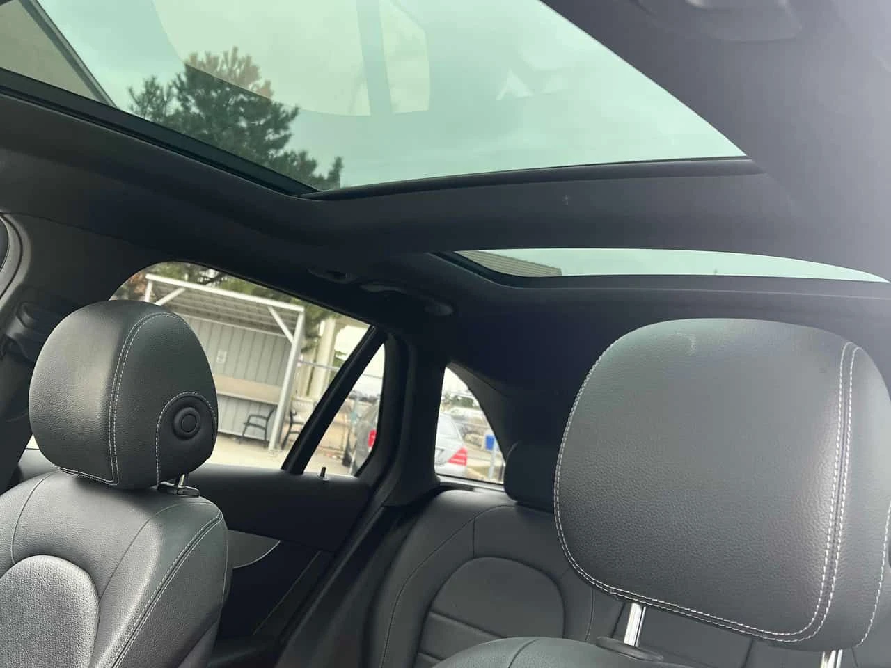 Mercedes-Benz GLC 300  CARFAX, снимка 10 - Автомобили и джипове - 54122814