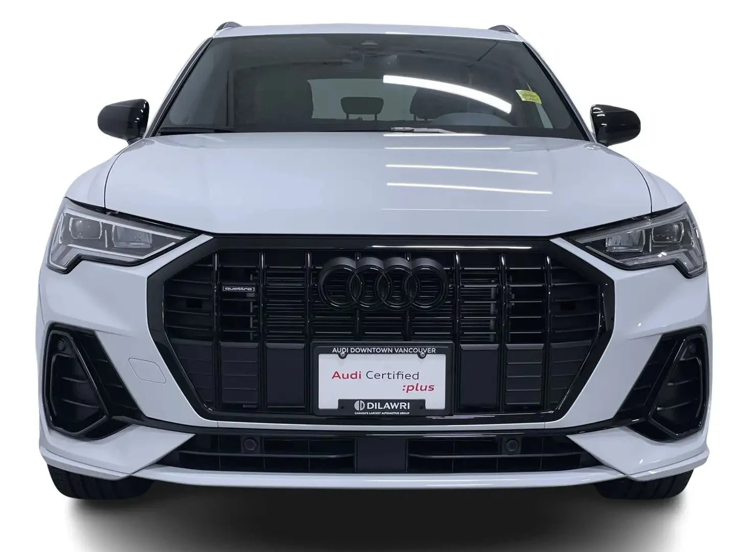 Audi Q3 PROGRESSIV ЦЕНА ДО БЪЛГАРИЯ АВТОКРЕДИТ, снимка 2 - Автомобили и джипове - 55878760