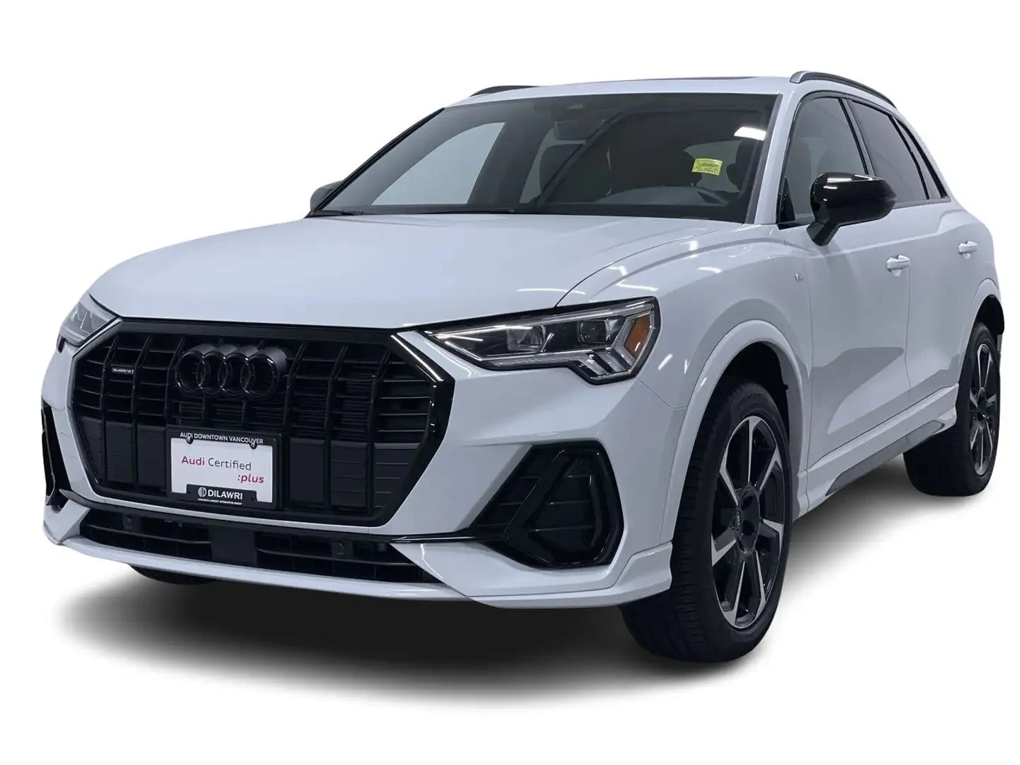 Audi Q3 PROGRESSIV ЦЕНА ДО БЪЛГАРИЯ АВТОКРЕДИТ, снимка 3 - Автомобили и джипове - 55878760
